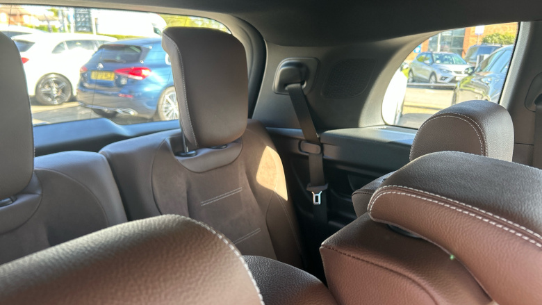 Mercedes-Benz GLB 220d 4Matic AMG Line Premium 5dr 8G-Tronic Diesel Estate